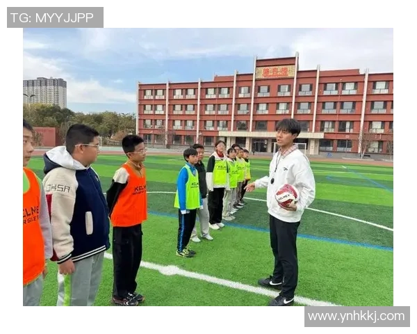 2015年小学足球联赛精彩回顾与成长历程分享